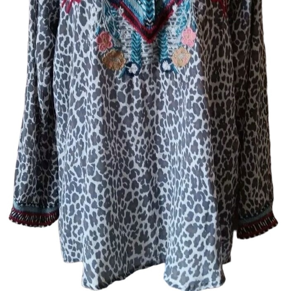 Johnny Was Biya heavily embroidered Navila silk blouse (oversized) NWT RARE - Picture 6 of 12